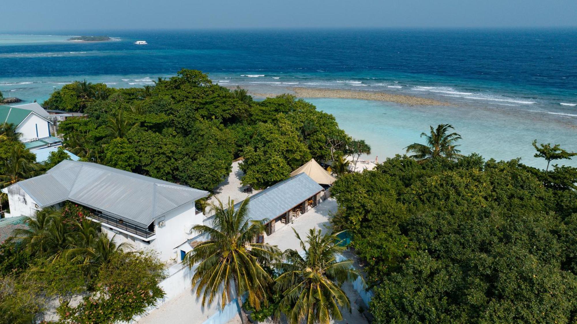 Tranquila Beach Hotel Rasdhoo Exteriör bild