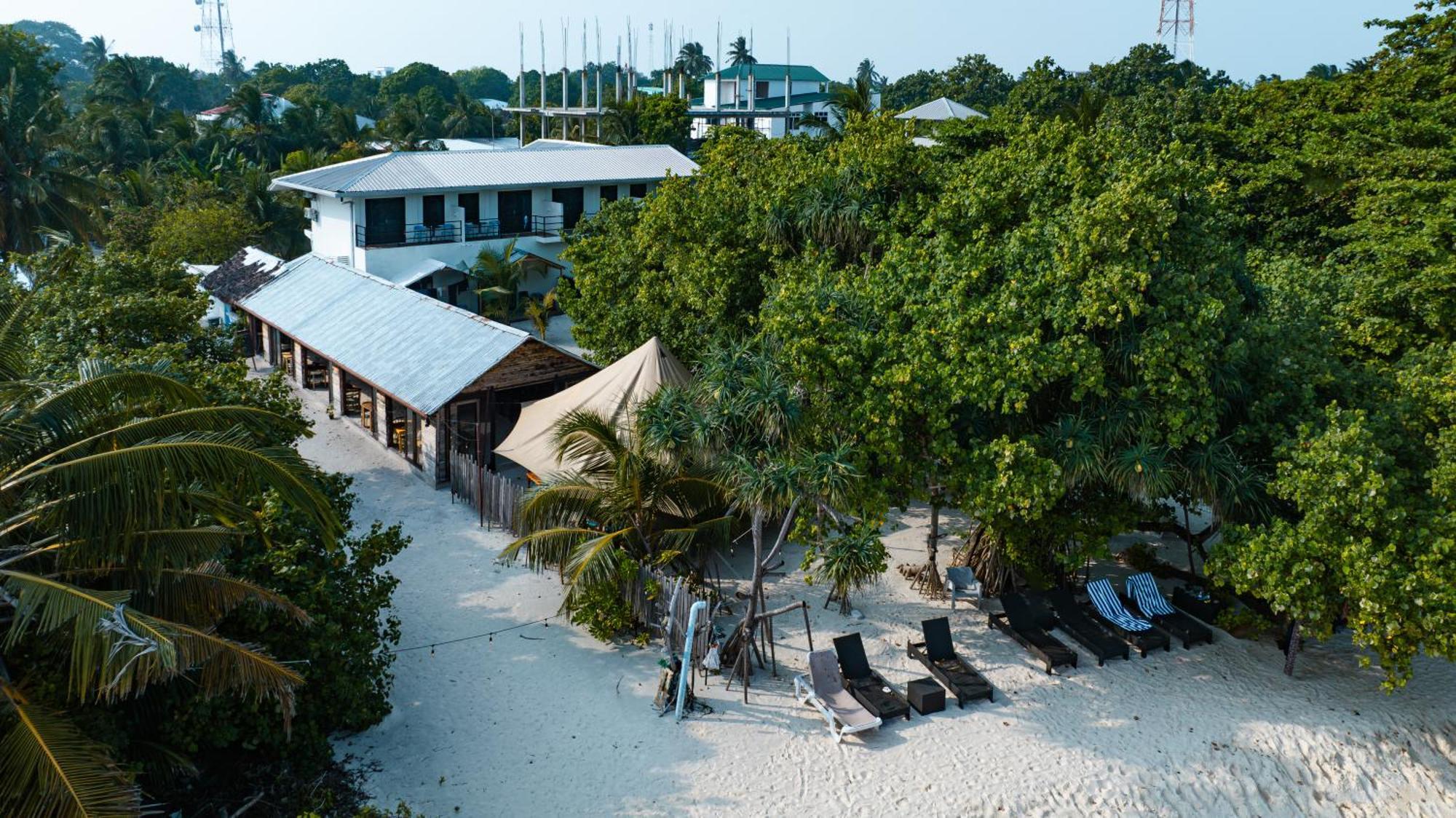 Tranquila Beach Hotel Rasdhoo Exteriör bild